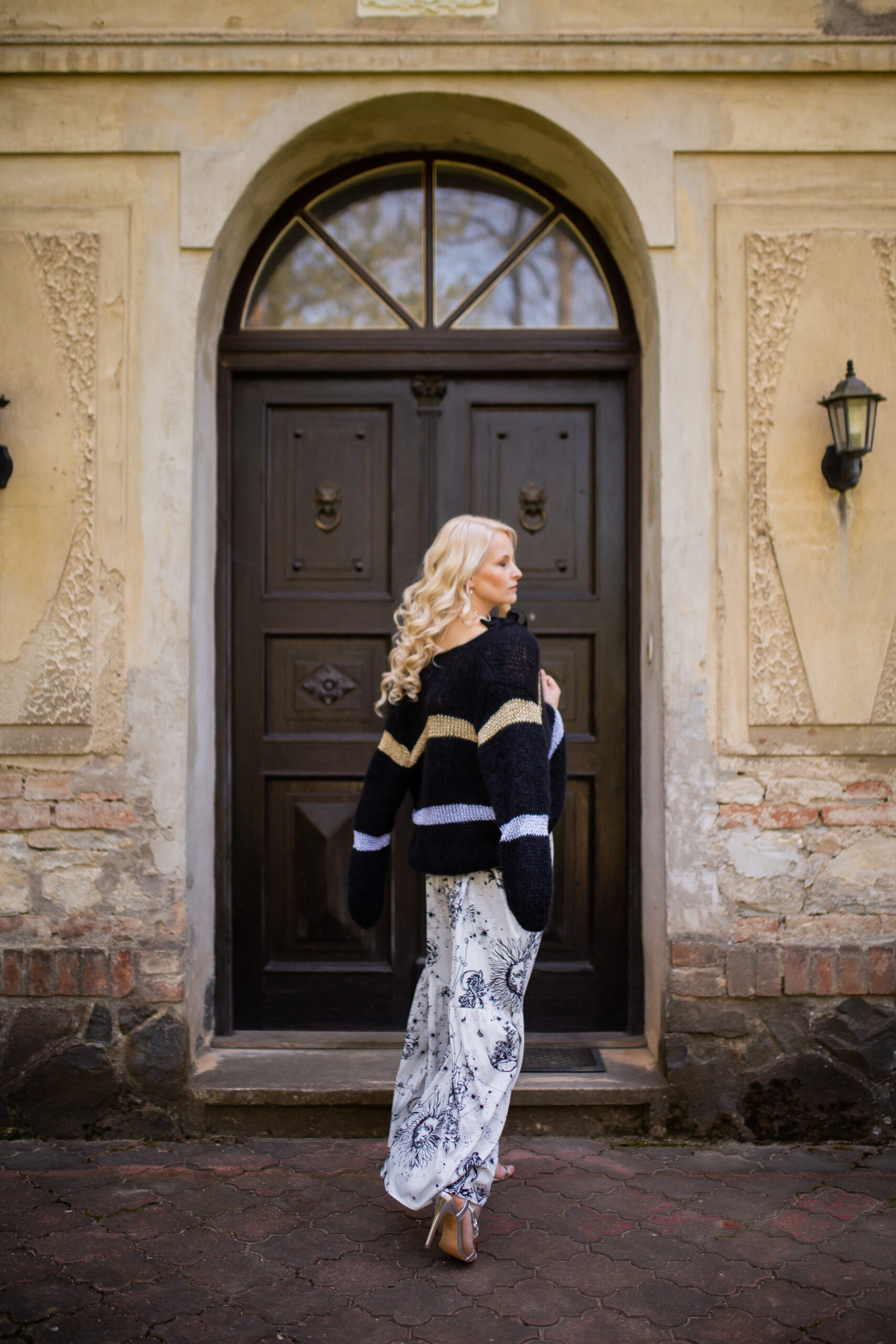 ŠATY S MAŠLEMI kolekce Den a Noc - Obrázek 3