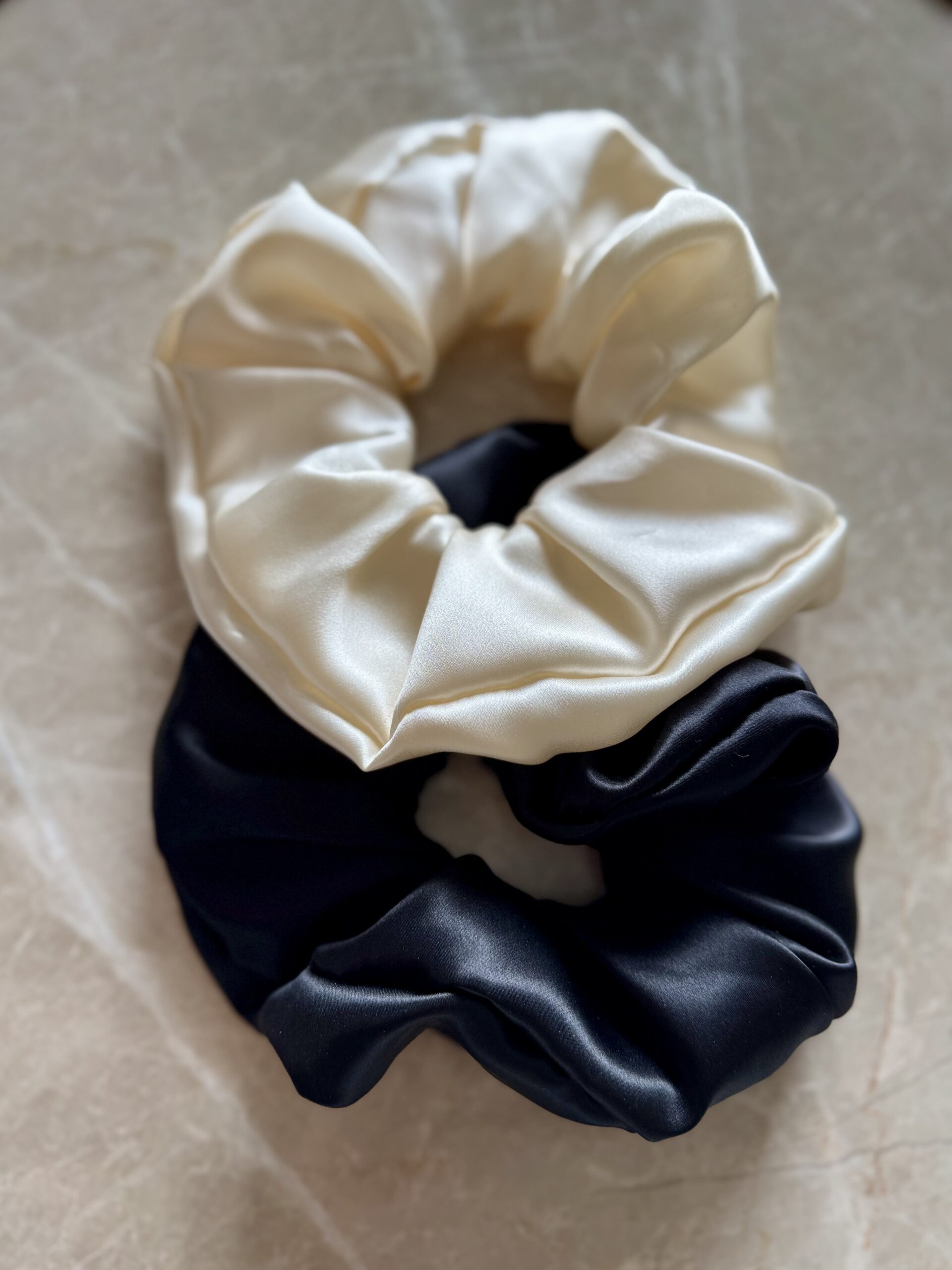 HEDVÁBNÁ MAXIGUMIČKA v dárkovém balení - Obrázek 3