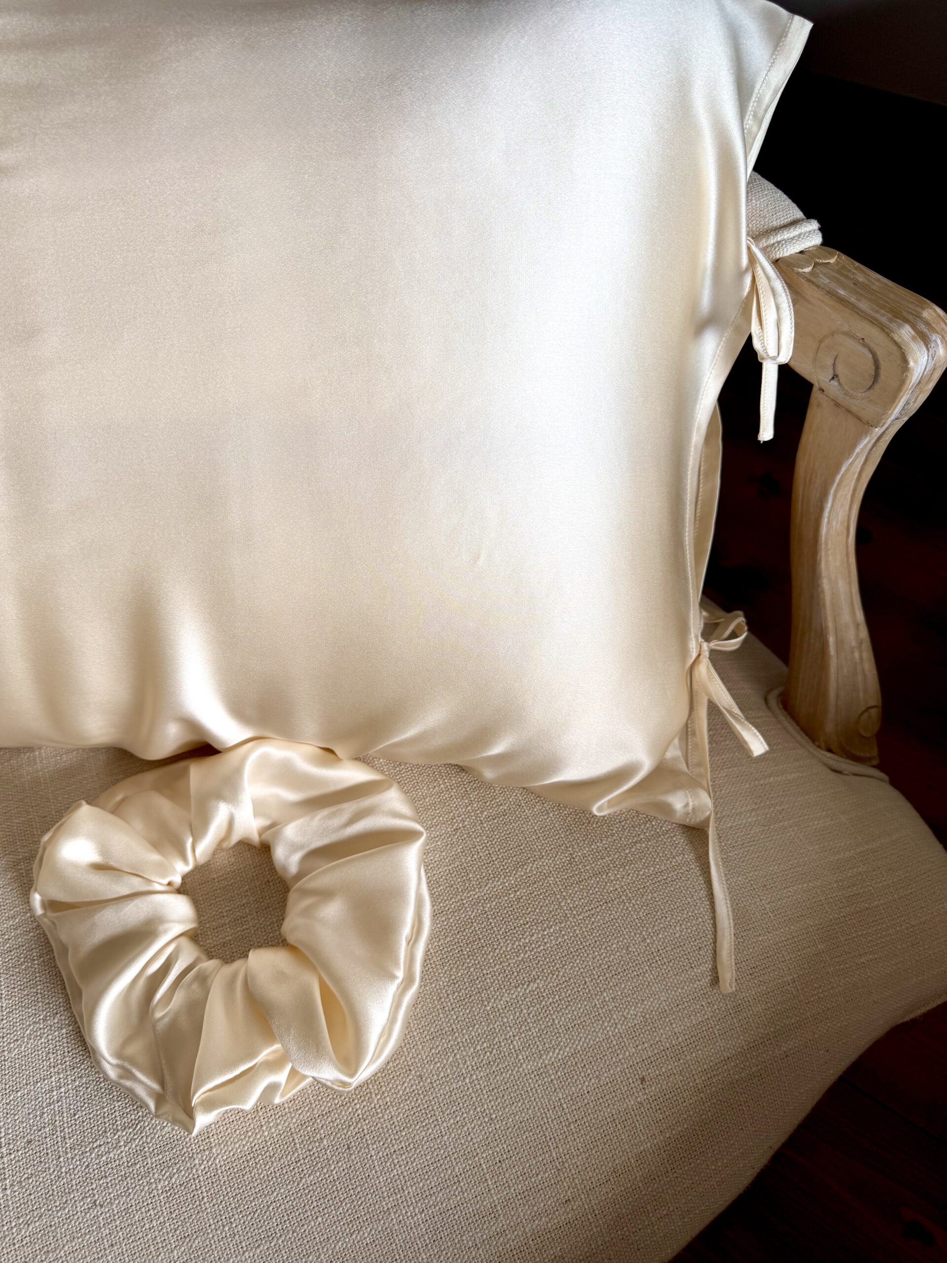 HEDVÁBNÝ POVLAK NA POLŠTÁŘ S MAŠLIČKAMI - Obrázek 2