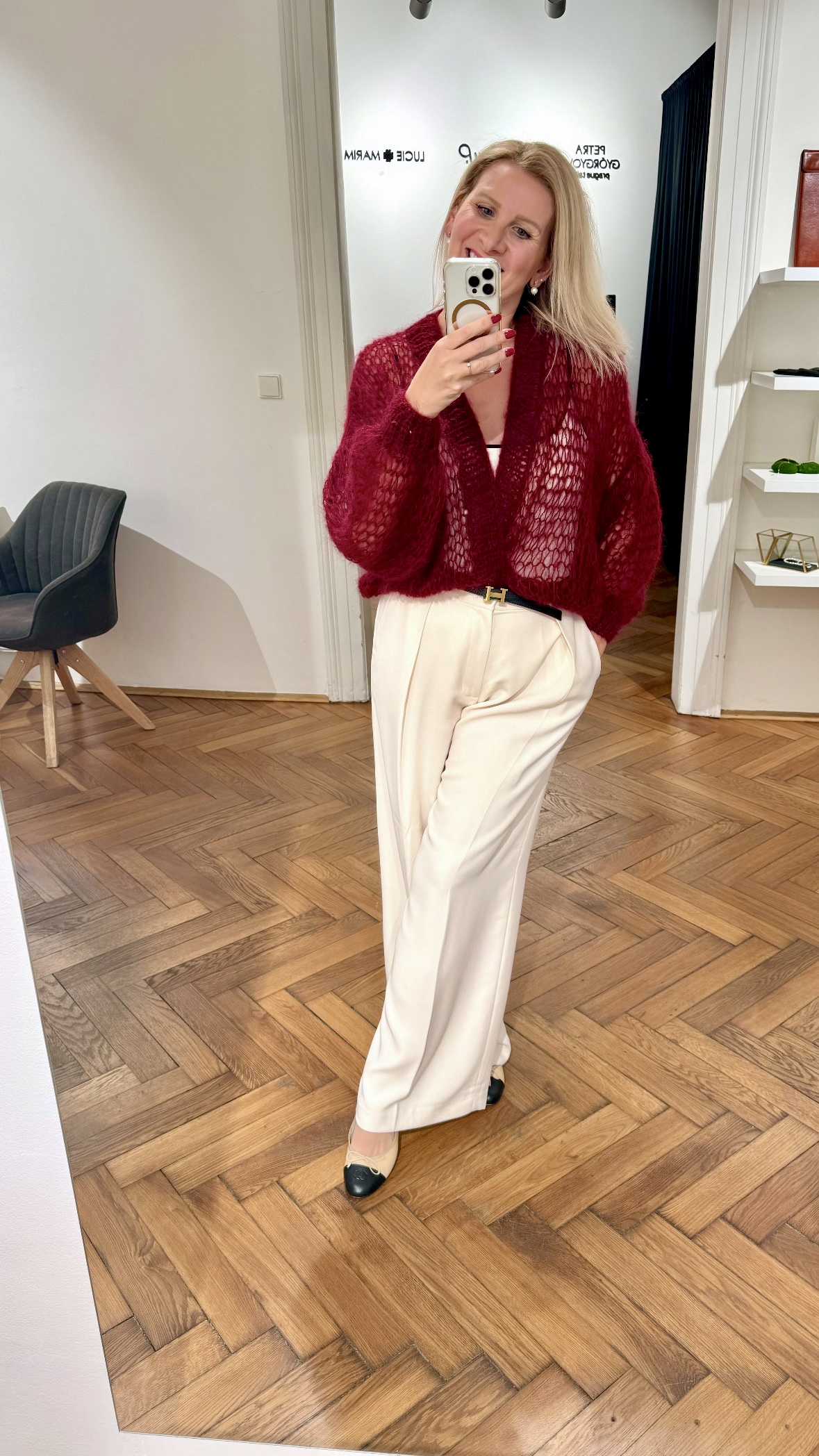 LEHOUČKÝ MOHEROVÝ CARDIGAN VE VÍNOVÉ - Obrázek 7