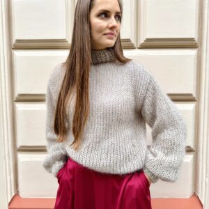 NÍZKÝ ROLÁK KRÁSKA V BÉŽOVOHNĚDÉ