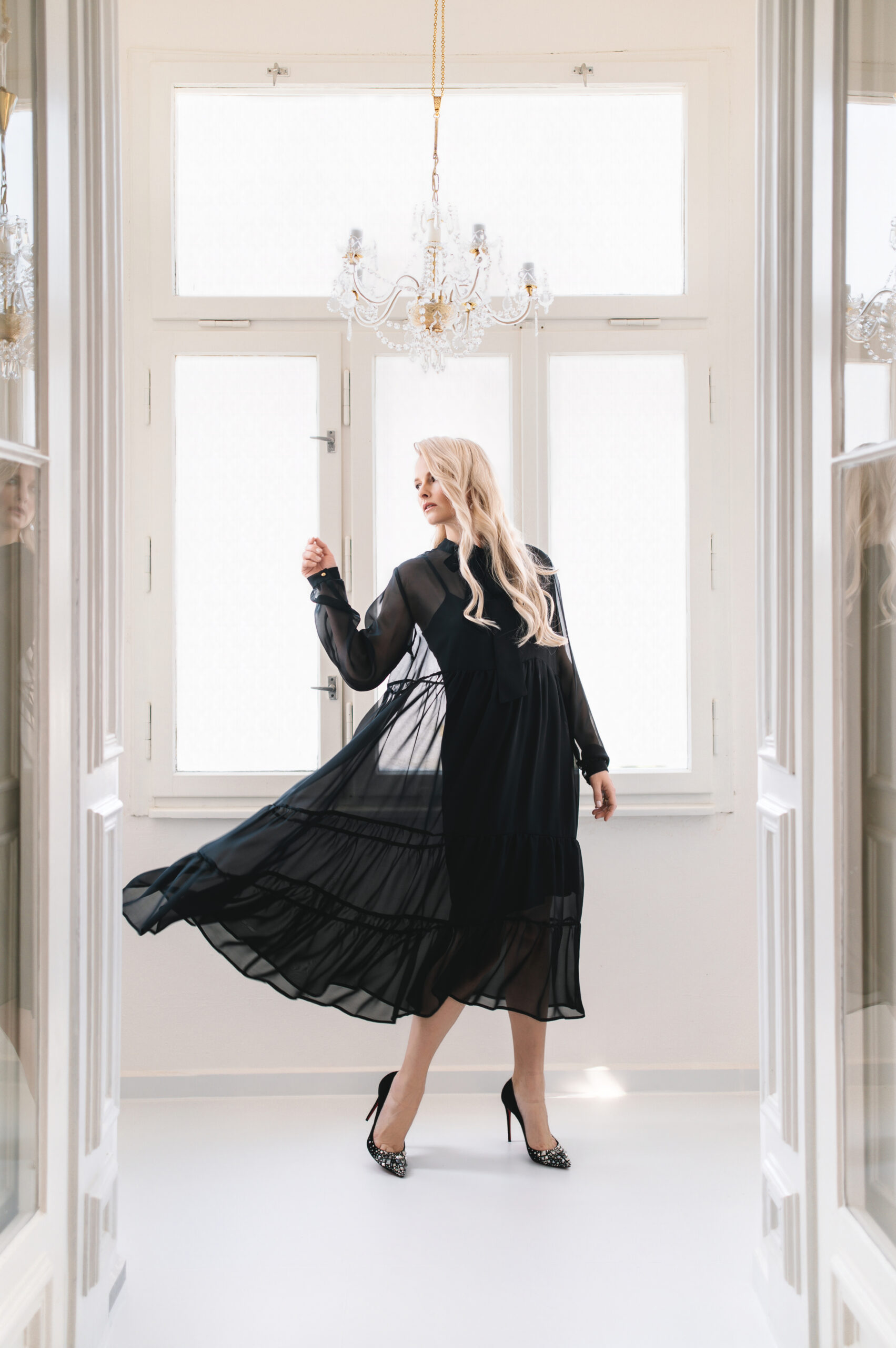 LUXURY LINE HEDVÁBNÉ ŠATY MABEL DARK MUSES